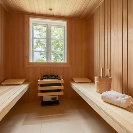 In With Sauna And Wi-fi Midlum (Schleswig-Holstein)
